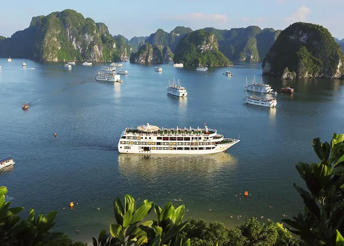Summer Light Legend Cruise * Hạ Long