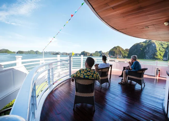 Summer Light Legend Cruise Hạ Long